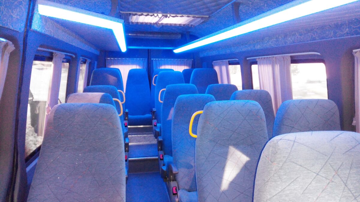 Автобус пасажирські перевезення з Панова Тревел